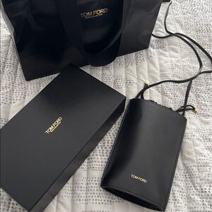 Tom Ford Black Crossbody Phone Bag Sunglasses bag carrier case with box & bag